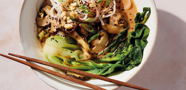Spicy Peanut Ramen | The Vegan Society