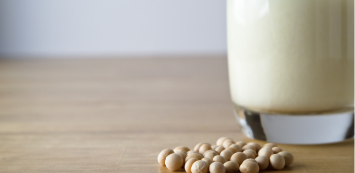 Homemade yoghurt | The Vegan Society