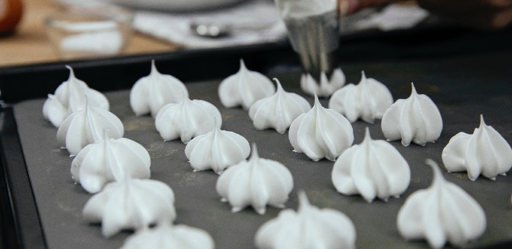 Meringues | The Vegan Society