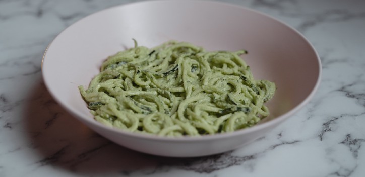 Pasta with pesto, broccoli and pine nuts | The Vegan Society