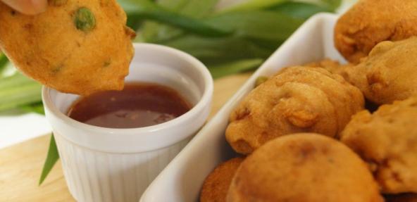 Mixed vegetable akara in a bowl 