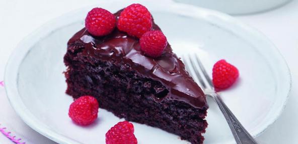 Raspberry chocolate cake