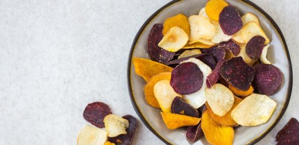 Vegetable crisps in a bowl thumbnail