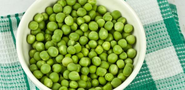 bowl of peas