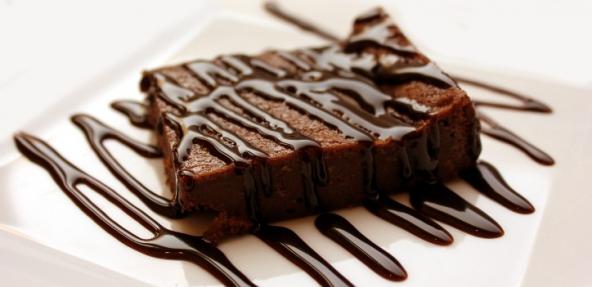 chocolate brownie with chocolate drizzle