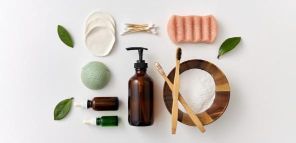 Assorted natural cosmetic products and toiletries 