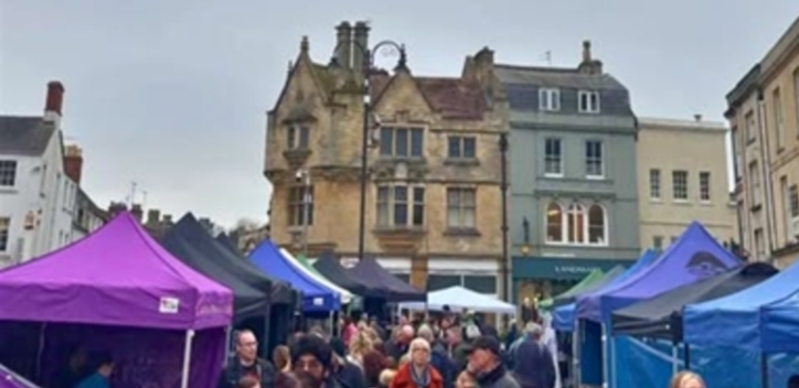 Cirencester vegan market stalls