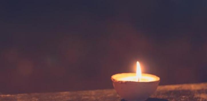 diwali; candle