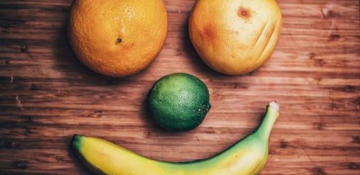 happy face fruit