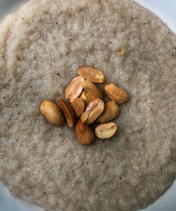 Coconut and Nutmeg Fonio Porridge in a bowl