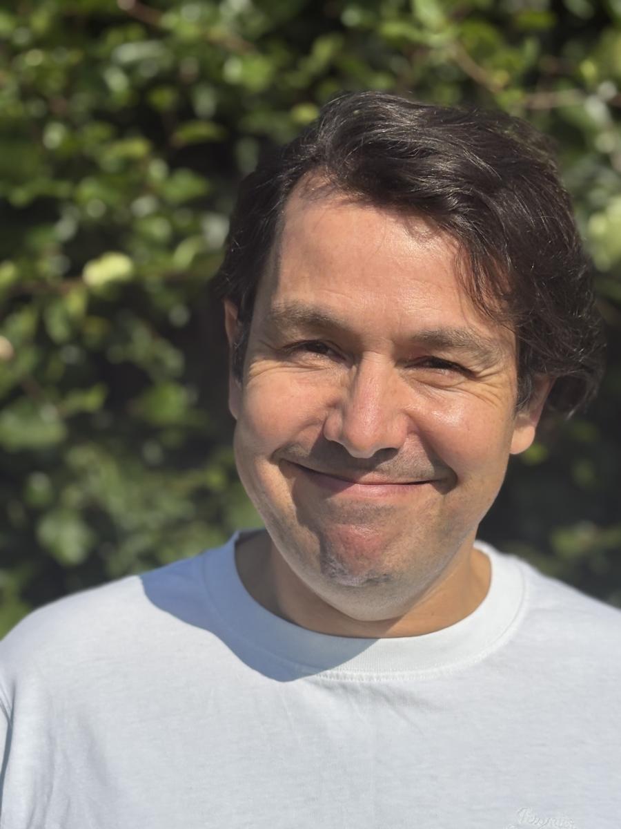 Headshot of lawyer, Jonathan Dennis