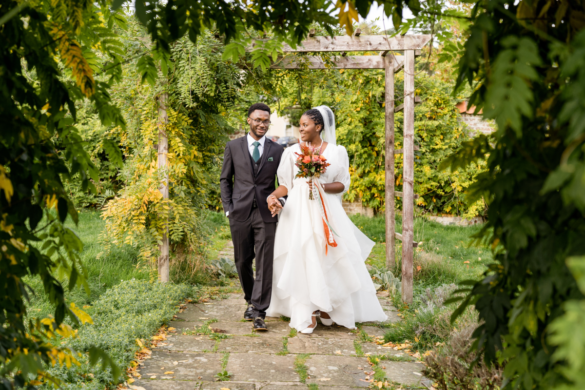 Tomi wedding photo