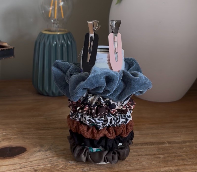 VEG 1 tin repurposed for a scrunchie holder