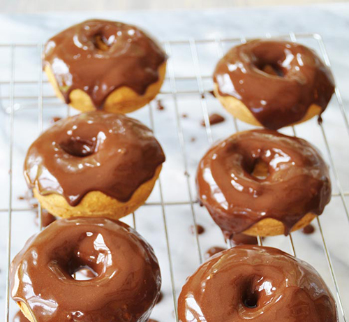 10 of the best vegan doughnut recipes | The Vegan Society